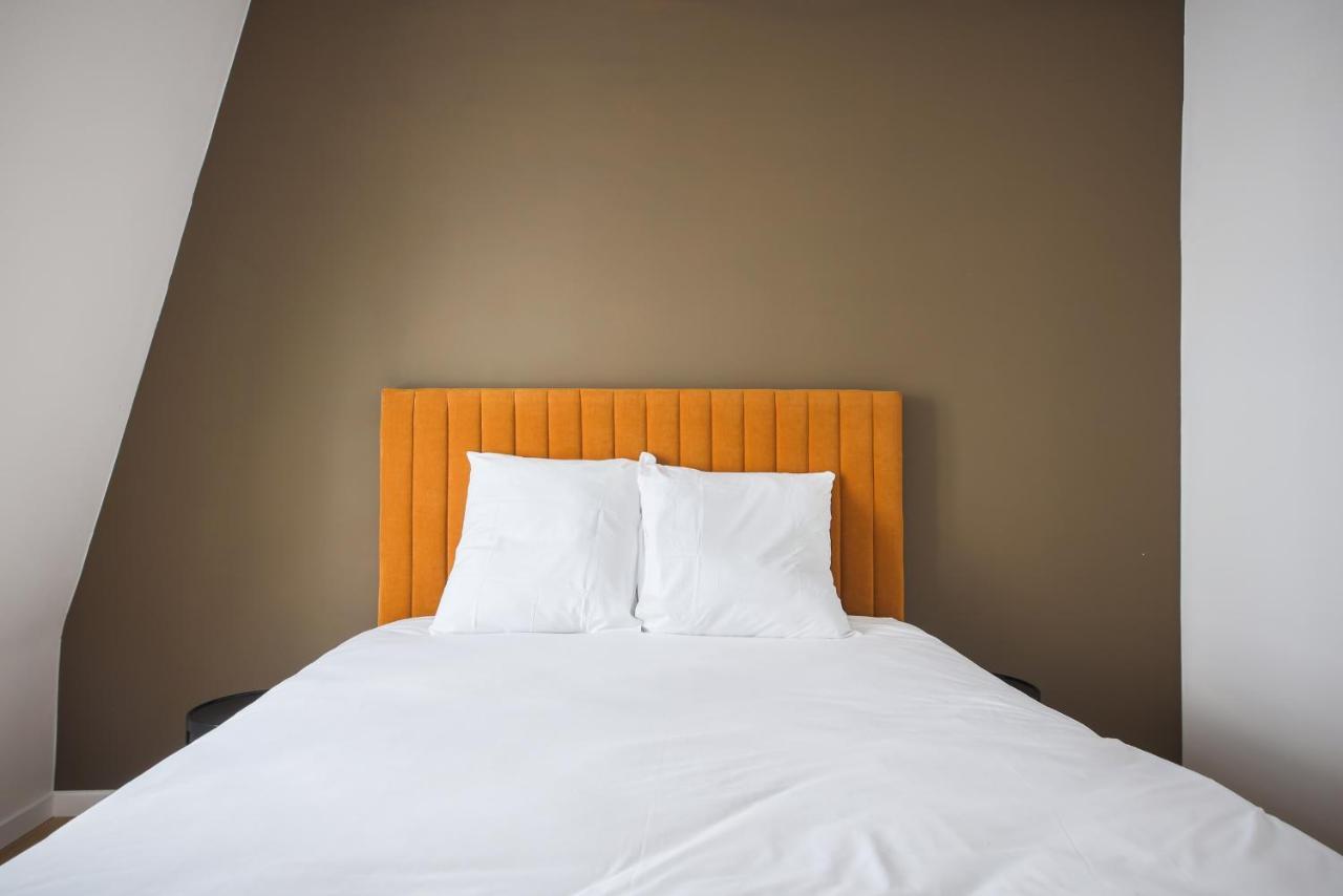 4#duplex 2 Pers#paris 15#commerce#ac Appartement